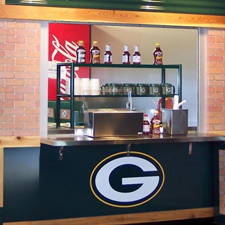 mac and cheese station at Lambeau Field
