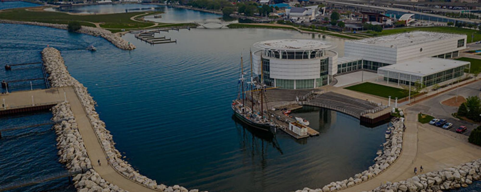 picture of the port of Milwaukee from the sky